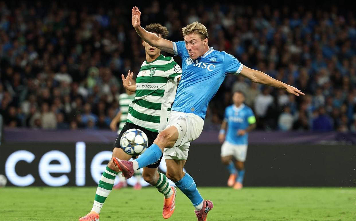 霍伊伦22岁闪耀欧冠：双响+87分评价+MVP无可匹敌